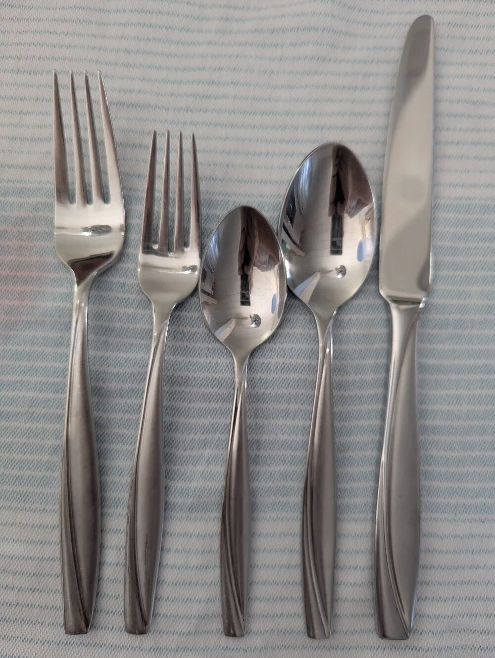 Oneida Camlynn Stainless Service For 6